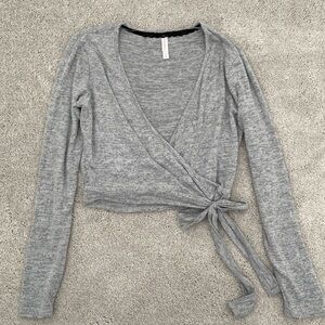 Xhilatation Grey Crop Top/Ballet Stlye Wrap Top Size M